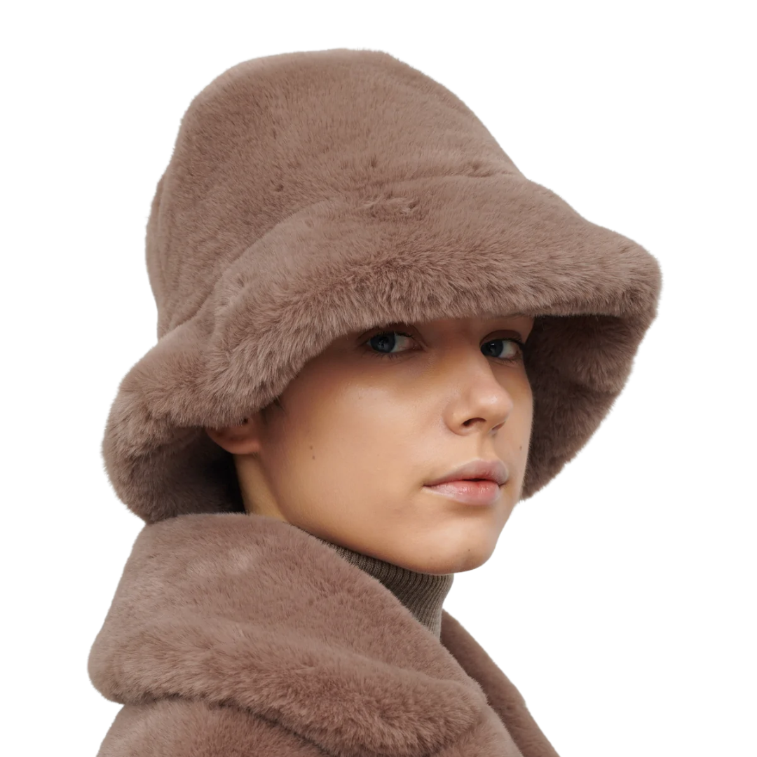 Jakke Hattie Faux Fur Bucket Hat in Mushroom in Vermont